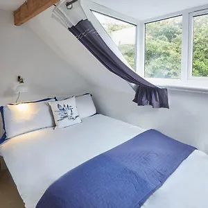 Host & - Esk View , Whitby United Kingdom
